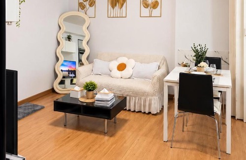 Phuket Apartment | Modern Supalai Vista Phuket Old Town 2 Gym Pool fast Wifi Netflix