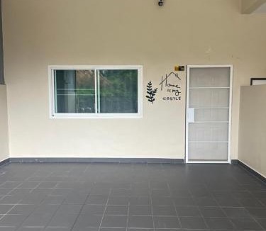 Betong Apartment | Molly Home มอลลี่โฮม