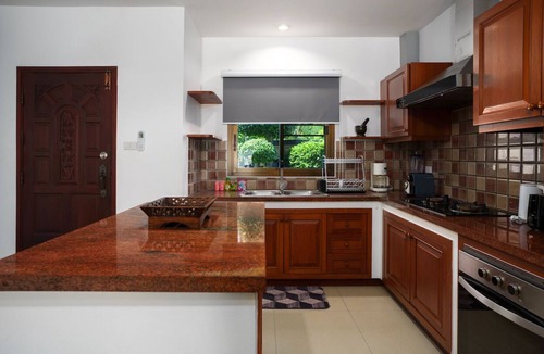 Ban Saiyuan Villa | Montrachet Thai style Private Pool Villa