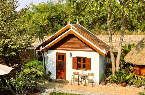 Banteay Srei House | Moon & Shama - Vegan Homestay