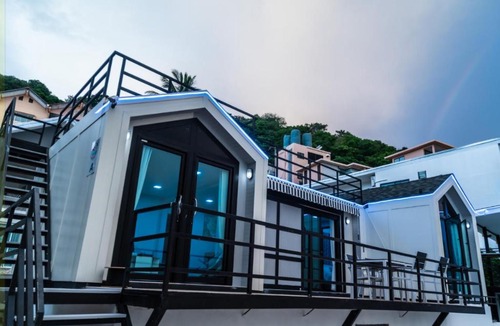 Wichit House | Mr Oh's Seaview House Phuket AoYon