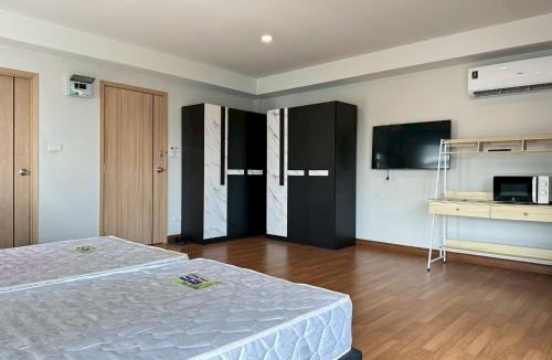 Lak Hok Apartment | Msthouse