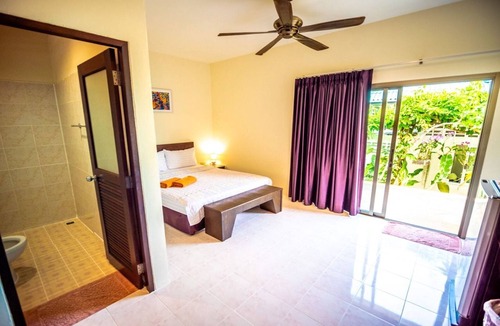 Cherngtalay Hotel | Muchshima House