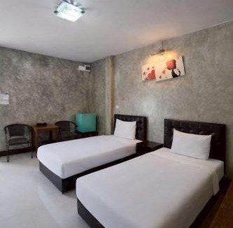 Sing Buri Hotel | Na Ville Resort