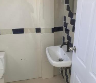 Sa Khu Apartment | Nai Yang Guest House