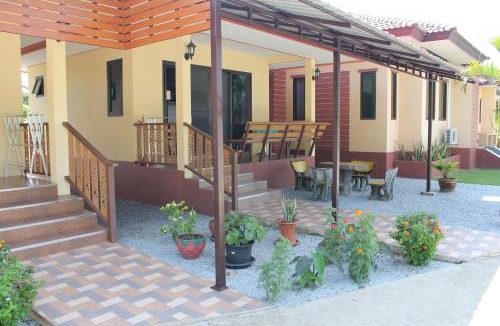 Rayong Apartment | Naluemon Village FH 2