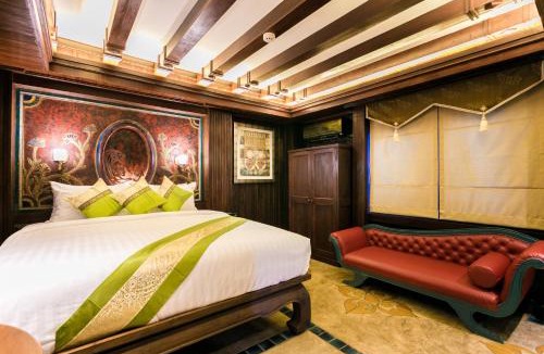 Old City Hotel | Namton Boutique Hotel