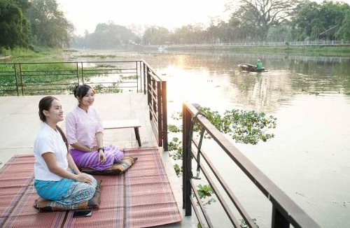 Chang Khlan Hotel | Nantra Chiangmai Riverfront Hotel