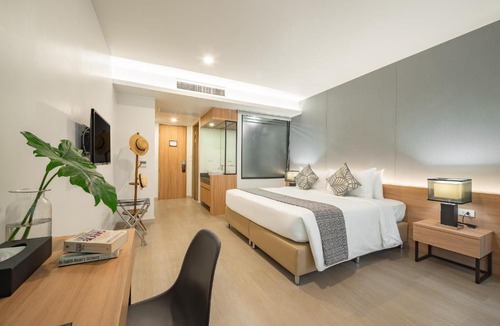 Chang Khlan Hotel | Nap in Chiangmai