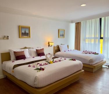 Karon Hotel | Neptuna Kata Beach