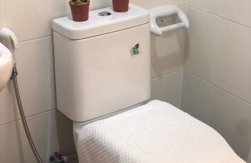 Ratchadaphisek Apartment | New cozy apartment, 300m away from MRT Suthisan station Unit *5