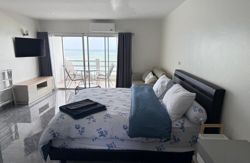 Rayong Apartment | New world condo1802