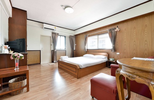 Phaya Thai Hotel | Nice Palace Hotel