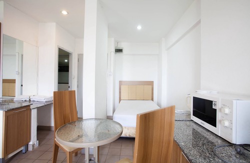 Chang Khlan Apartment | Night Bazaar Road - 40 Sqm - 7th Floor - King Size + Single Bed - Work-From-Home