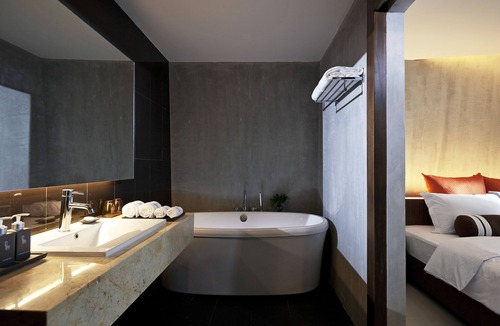 Suan Luang Hotel | Nine Forty One Hotel