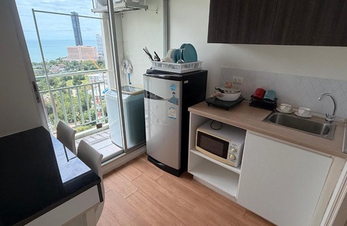 North Pattaya Hotel | NL-市区高层海景公寓-门口有双条车-室内设施齐全-近 Terminal 21-免费游池和健身-Lumpini