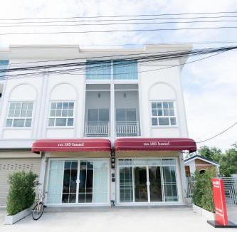Pak Nam Pran House | no 185 hostel