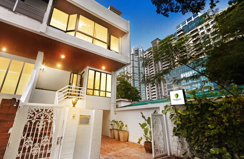 Bangkok Central Business District House | No2★Terrace House 39★Warm 2B+wifi near EmQuartier