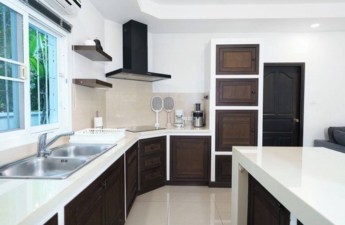 Rawai Villa | Nok Sawan - beautiful villa with 3 bedrooms large garden private pool
