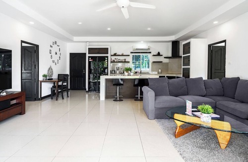 Rawai Villa | Nok Sawan - beautiful villa with 3 bedrooms large garden private pool