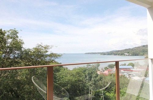 Kamala Apartment | Ocean View 1 Bed in Great Location