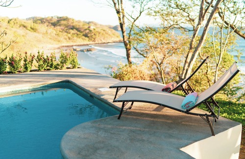 San Juan del Sur Villa | Oceanfront 5bdrm, sleeps 10, AC, pool, fibre optic, Playa Maderas surf break