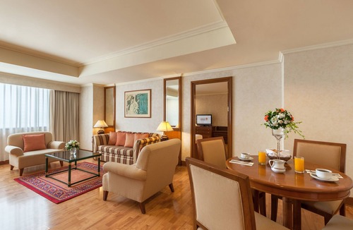 Asoke Apartment | One Bedroom Grand Suite Apartment in the city center (G43)