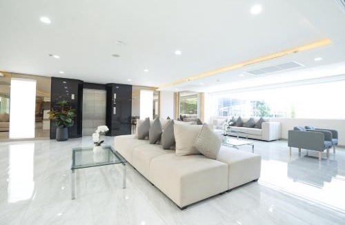 Racha Thewa Hotel | Oriole Residence - Suvarnabhumi Airport