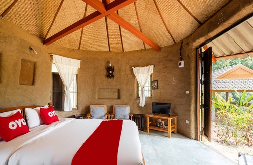 Sop Poeng Hotel | OYO 766 Zompo Baan Din Resort