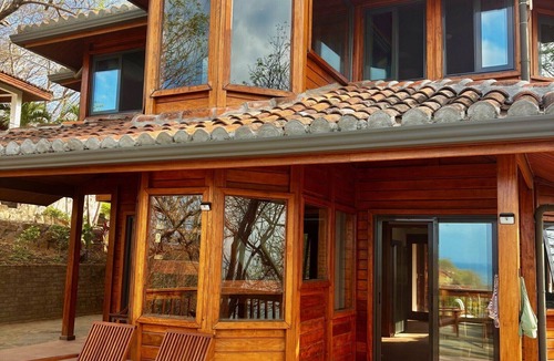 Playa La Redonda House | Pacific Ocean Clifftop Oasis, with short walk to a private beach in Redonda Bay