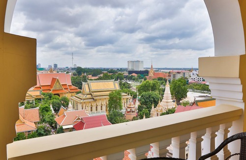 Daun Penh Apartment | Palace Gate Hotel & Residence by EHM