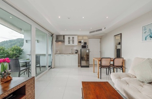 Kata House | Panoramic 1BR Pool, Sauna kata ocean view C196