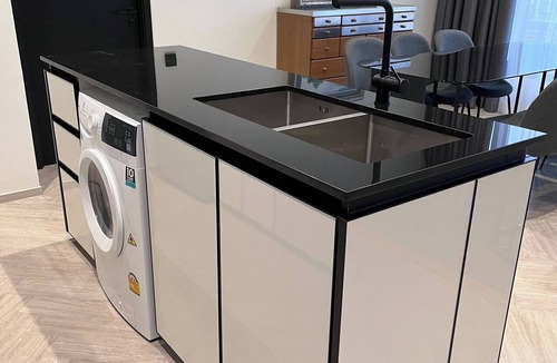 Bang Lamphu Lang Condo | Panoramic River View Condo, Long Stay