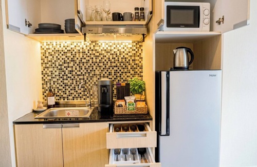 Pratumnak Hill Apartment | Pattaya studio - ideally located at Jomtien Beach