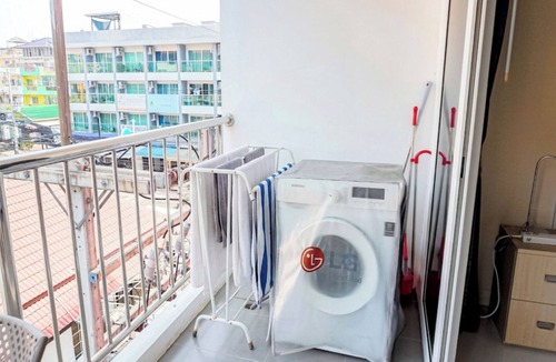 Pratumnak Hill Apartment | Pattaya studio - ideally located at Jomtien Beach