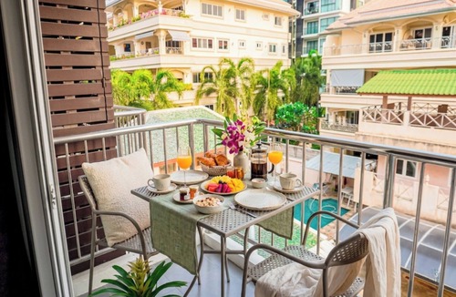 Pratumnak Hill Apartment | Pattaya studio - ideally located at Jomtien Beach