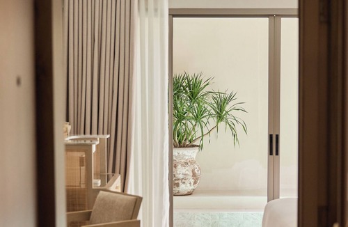 Old City Hotel | PE-LA Thapae Boutique Hotel