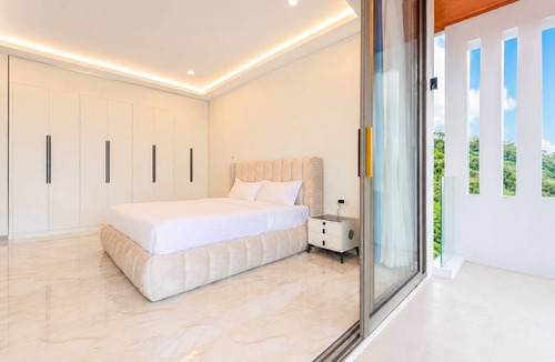 Maret Bed & Breakfast | Phenomenal 4-bedroom bed & breakfast in charming Chang Wat Surat Thani