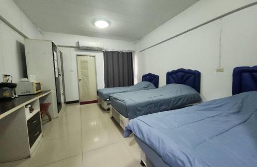 Bang Phli Apartment | Phuengthong Building Mega Bangna
