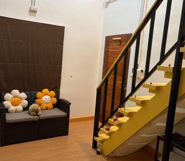 Talat Nuea Apartment | Phuket Hostel at Town