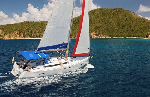 Pa Klok Boat Rental | Phuket Sun and Beach Sailing Extravaganza