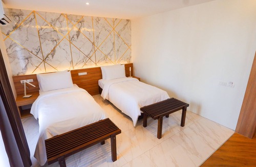 Nana Hotel | Pinnacle Dream