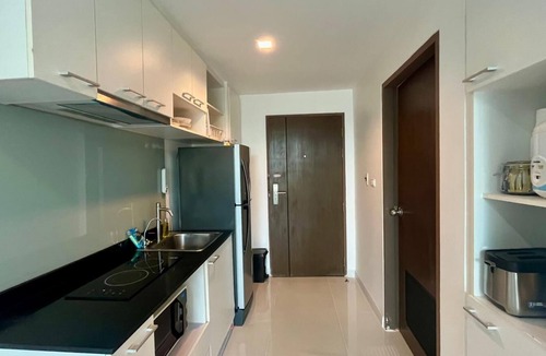 Wichit Condo | Pixels - Ocean Front Studio with Pool View Cape Panwa