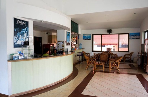 Makham Tia Hotel | Plernpetch Hotel