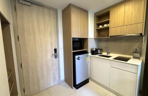 Laguna Apartment | Private apartment at Skypark in Laguna by Lofty