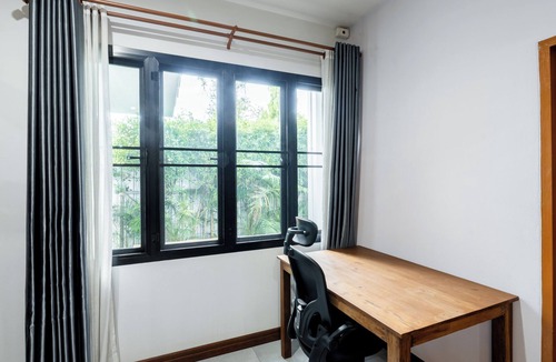 Hang Dong House | Private Family Villa Chiang Mai Garden Views Luxury Bathtub Hang Dong