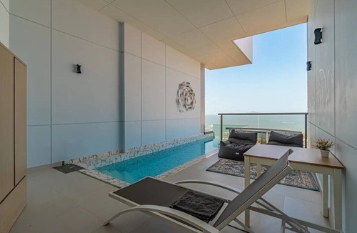 South Pattaya Apartment | Private Swim Up Pool Apartment on Jomtien Beach Pattaya
