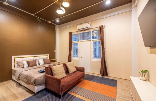 Old Phuket Town House | Queen On Street Guesthouse