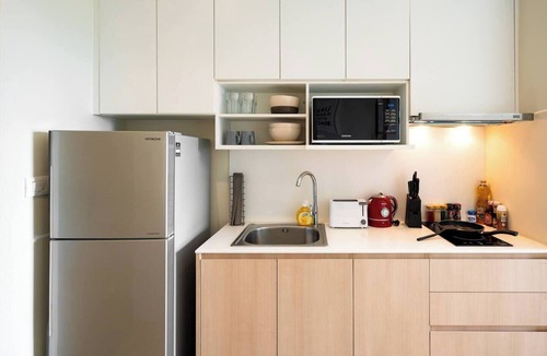 Na Chom Thian Apartment | Quiet Sea View Condo | Gym + King Bed | 1min to Private Beach