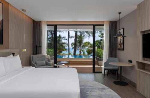 Mai Khao Hotel | Radisson Blu Resort, Phuket Mai Khao Beach